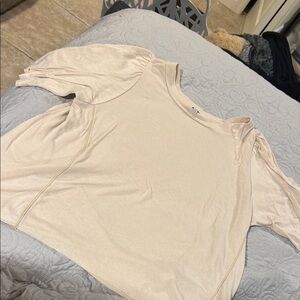 Women's Cream Top-BRAND NEW-WHITE BIRCH-L